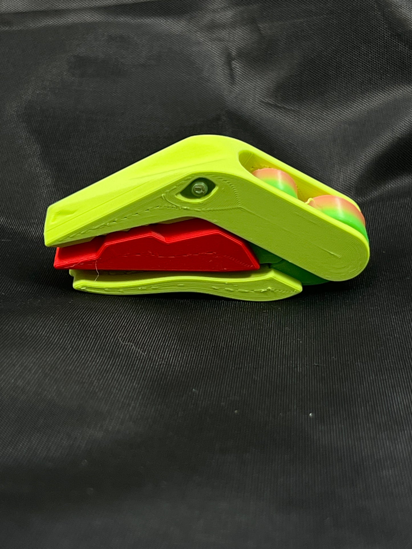 Dino Chip Clip